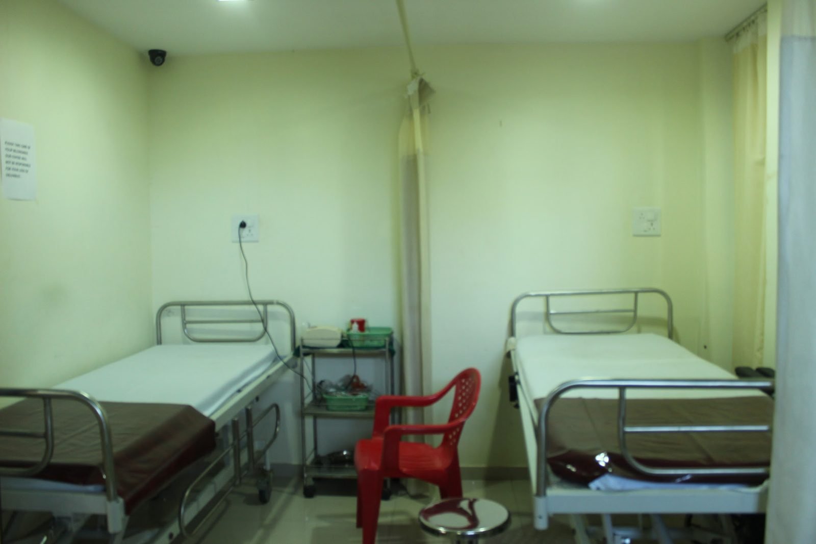 Recovery beds at the Pain Clinic of India Goa branch
